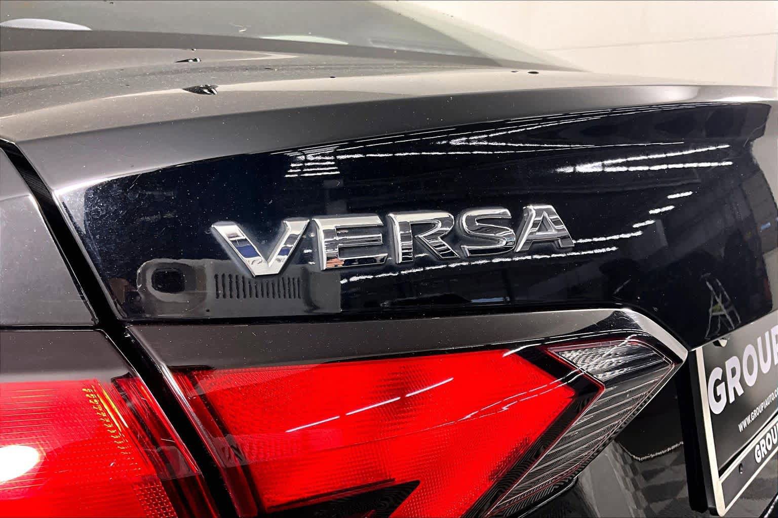 Used 2021 Nissan Versa SV FWD image 30