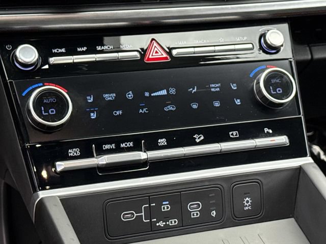 Used 2025 Hyundai Santa Fe Limited AWD/4WD image 22