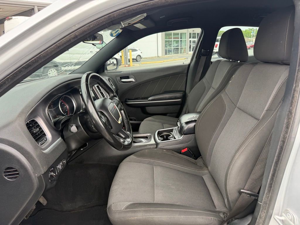 Used 2022 Dodge Charger SXT RWD image 13