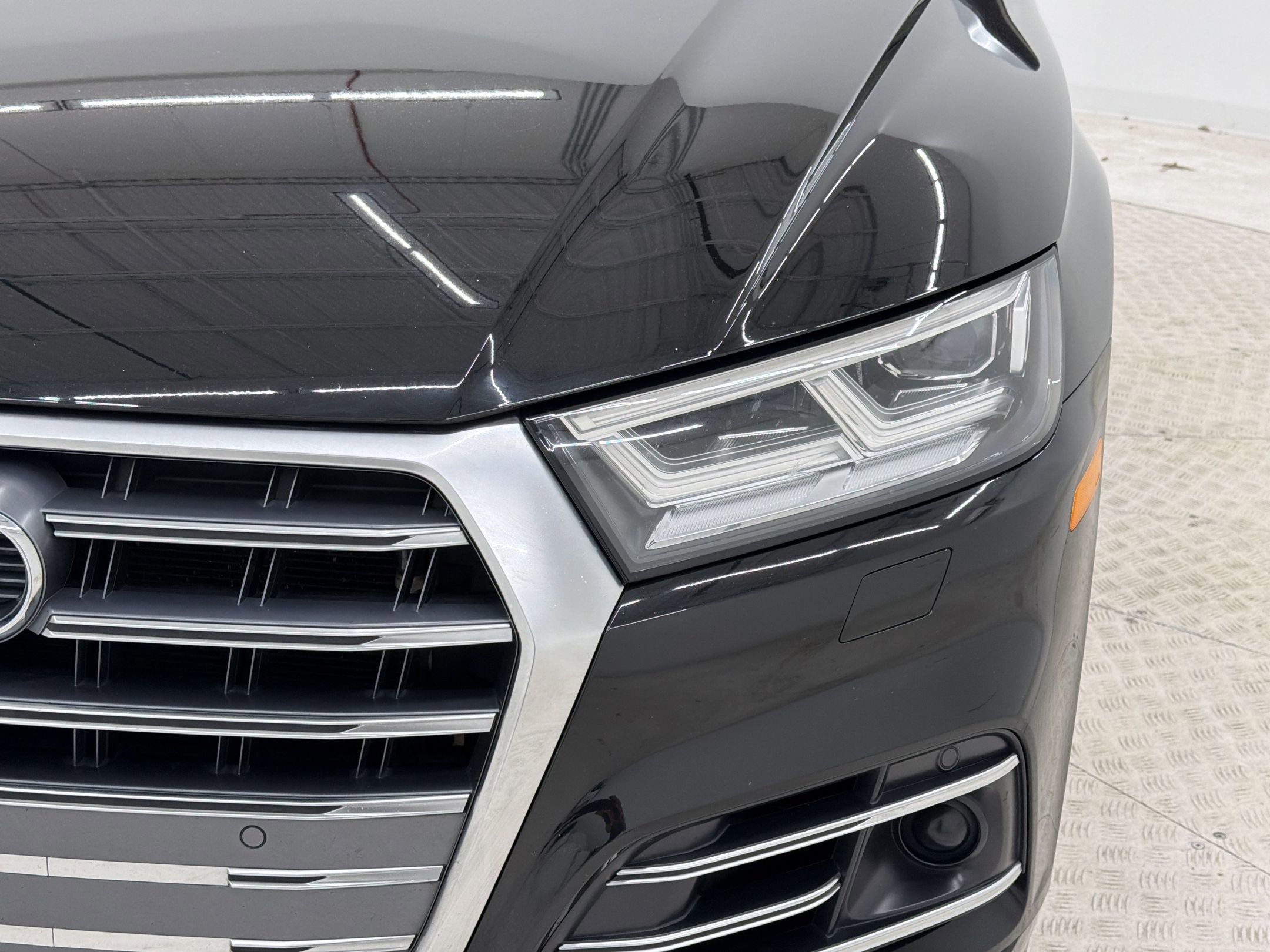 Used 2019 Audi SQ5 Prestige w/ Prestige Package AWD/4WD image 11