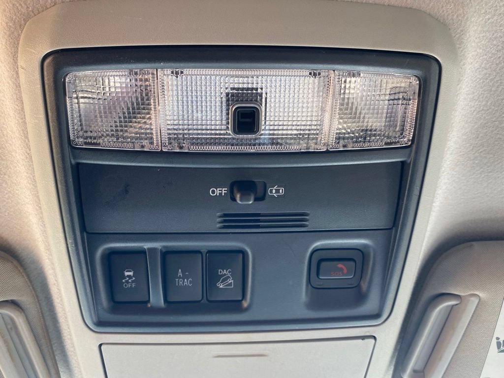 Used 2021 Toyota 4Runner SR5 AWD/4WD image 23