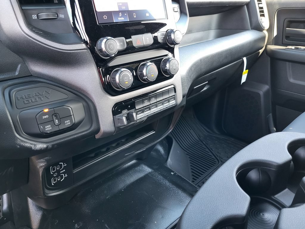 New 2026 RAM 2500 Tradesman AWD/4WD image 21