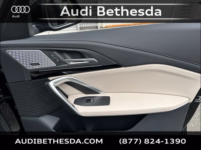 Used 2025 BMW X1 xDrive28i w/ Technology Package AWD/4WD image 32
