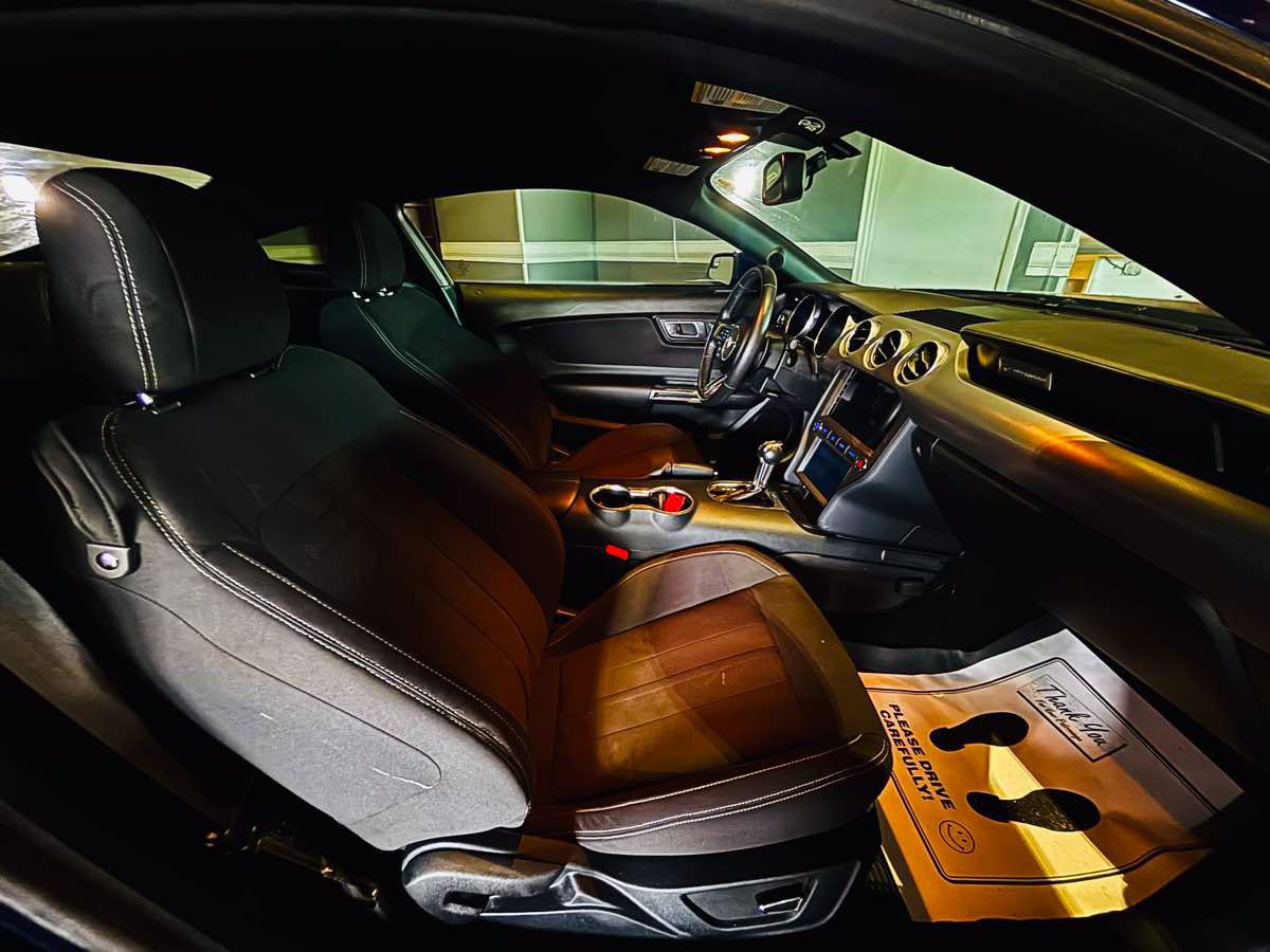 Used 2019 Ford Mustang GT RWD image 34