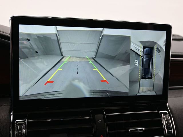 Used 2024 Lincoln Navigator Reserve image 18