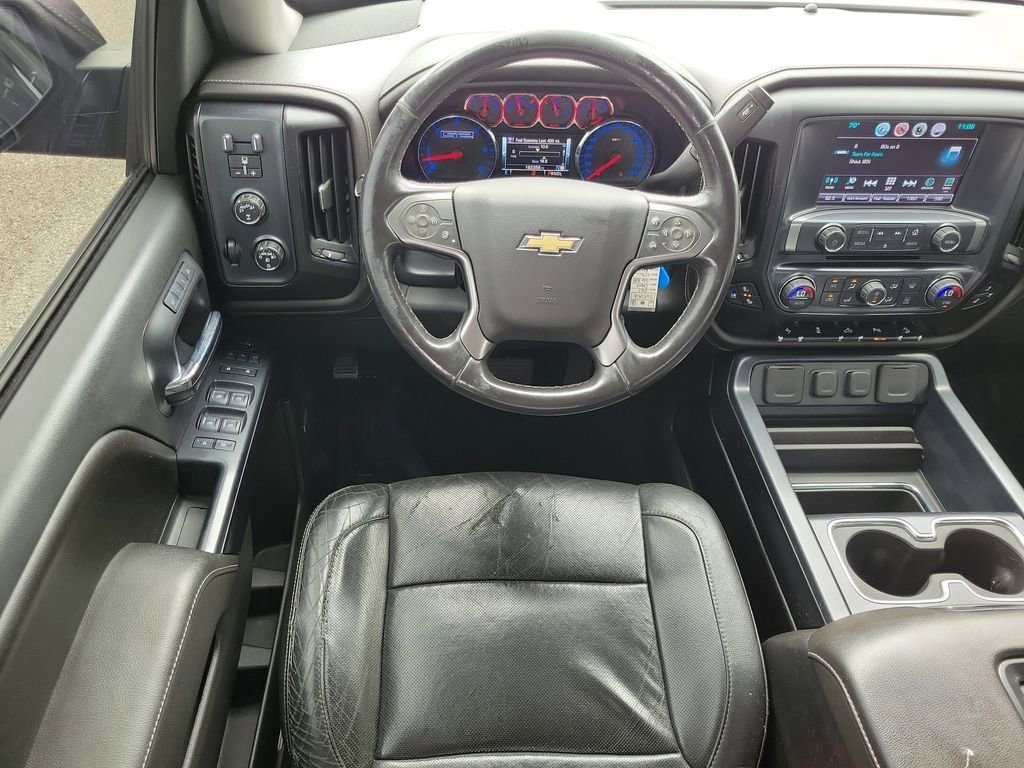 Used 2017 Chevrolet Silverado 1500 LTZ Z71 w/ LTZ Plus Package AWD/4WD image 11