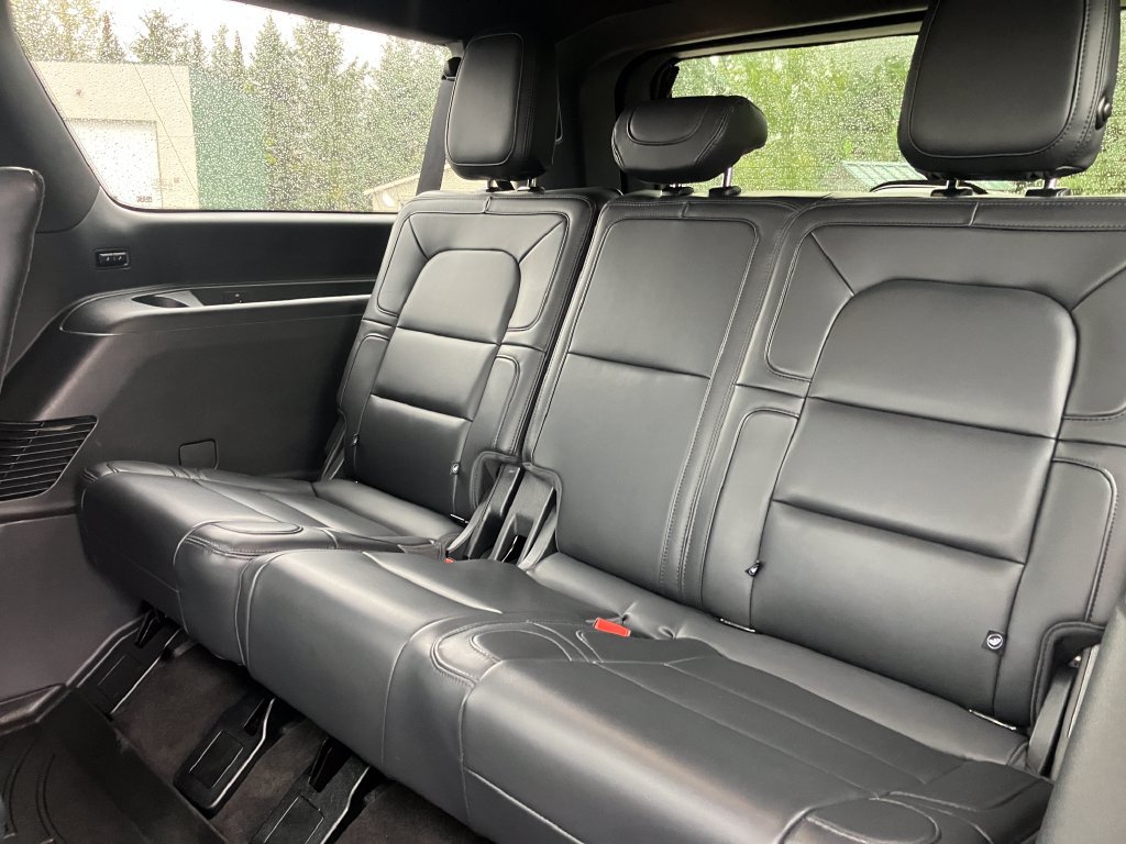 Used 2024 Lincoln Navigator L Reserve w/ Equipment Group 201A AWD/4WD image 22