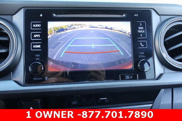 Used 2016 Toyota Tacoma TRD Sport image 25