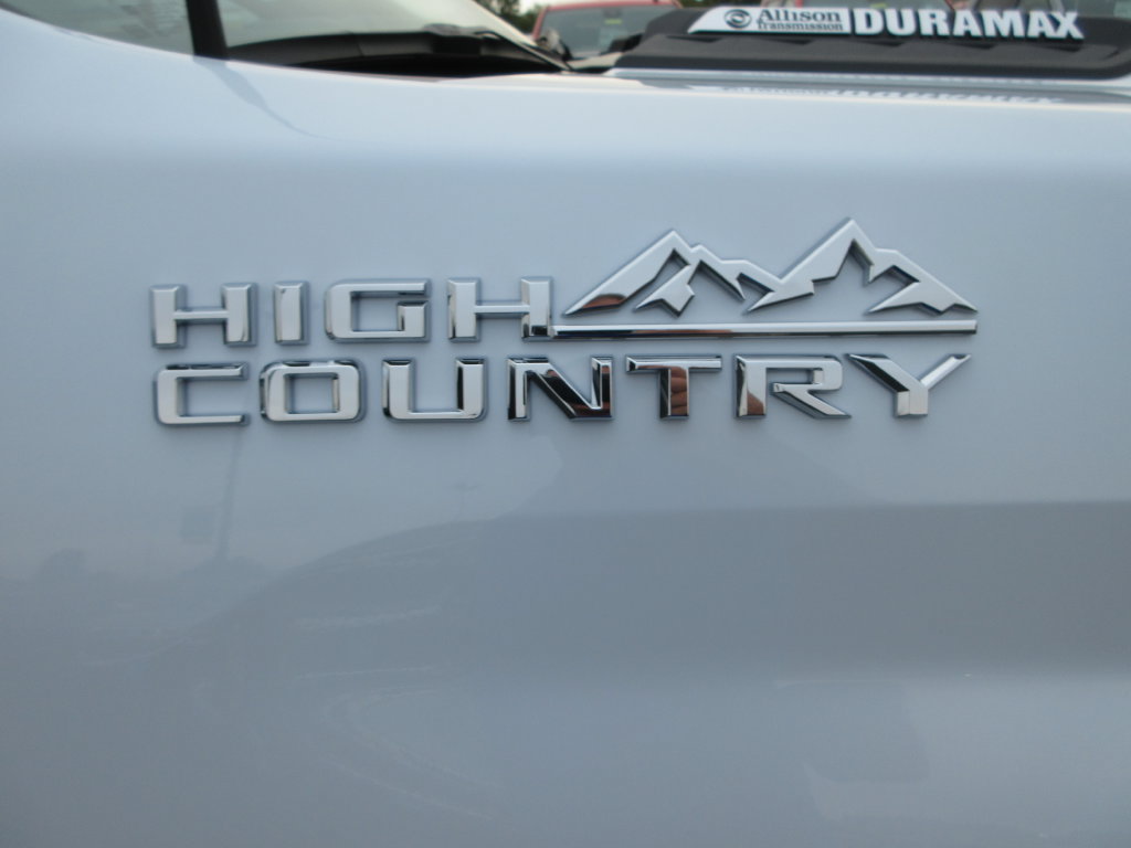 New 2026 Chevrolet Silverado 3500 High Country w/ High Country Premium Package AWD/4WD image 11