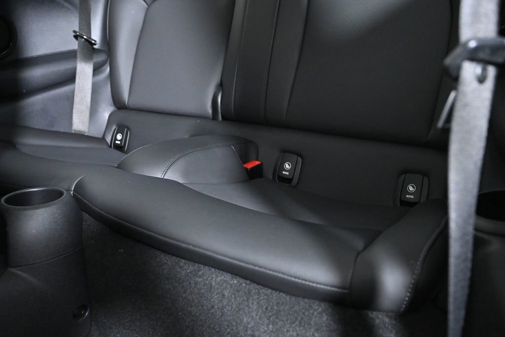 Used 2021 MINI Cooper S w/ Premium Package image 26