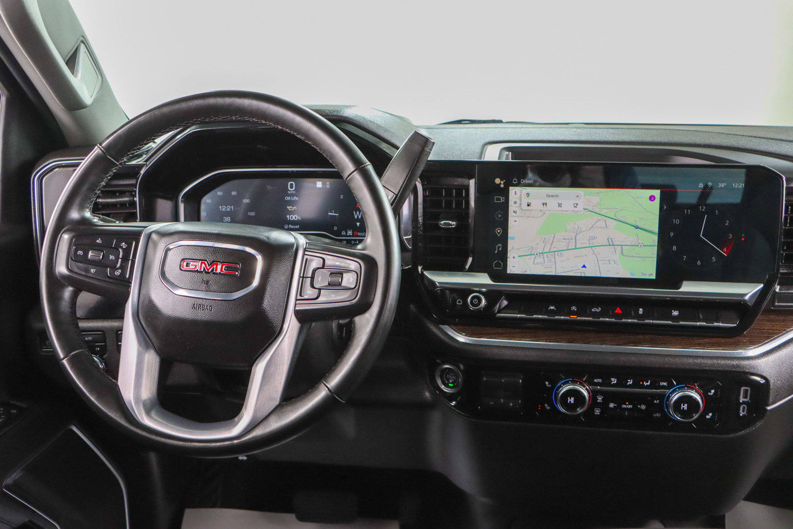 Used 2023 GMC Sierra 1500 Elevation image 18