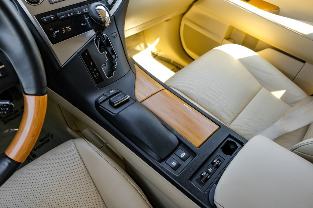 Used 2015 Lexus RX 450h AWD image 23