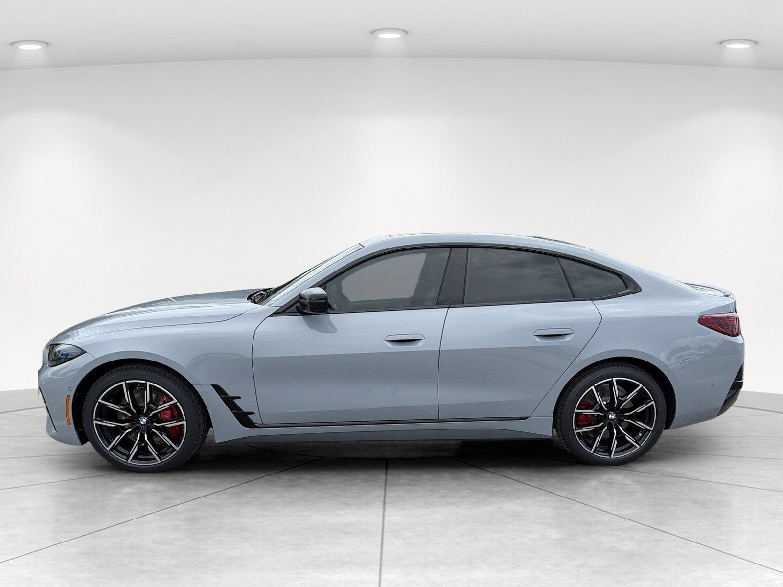 New 2026 BMW 430i xDrive w/ M Sport Package AWD/4WD image 7