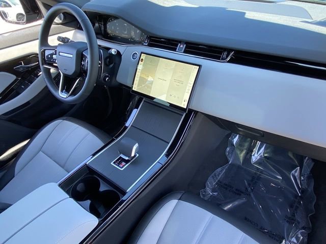 New 2026 Land Rover Range Rover Evoque Dynamic SE image 11