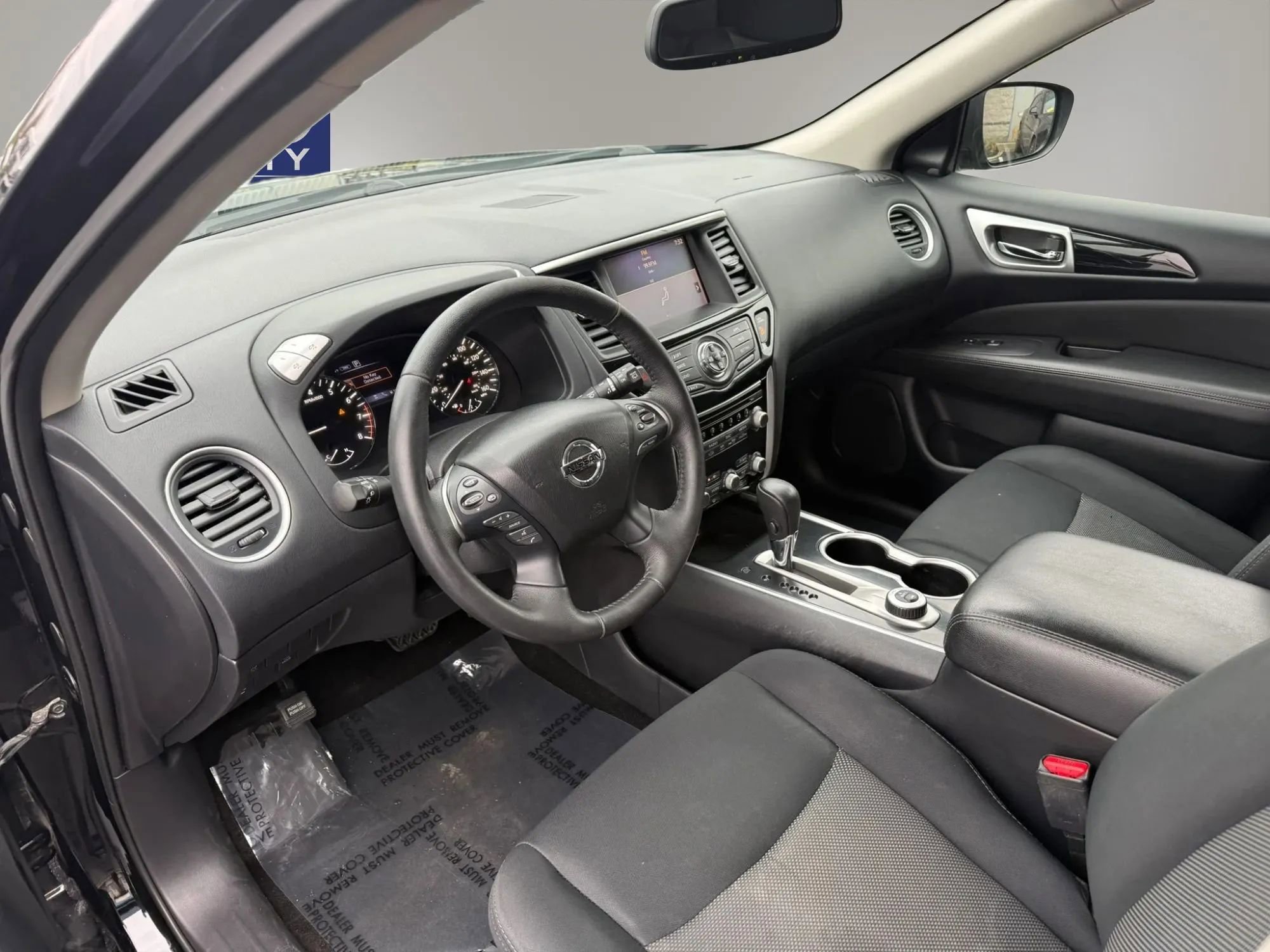 Used 2019 Nissan Pathfinder SV AWD/4WD image 11