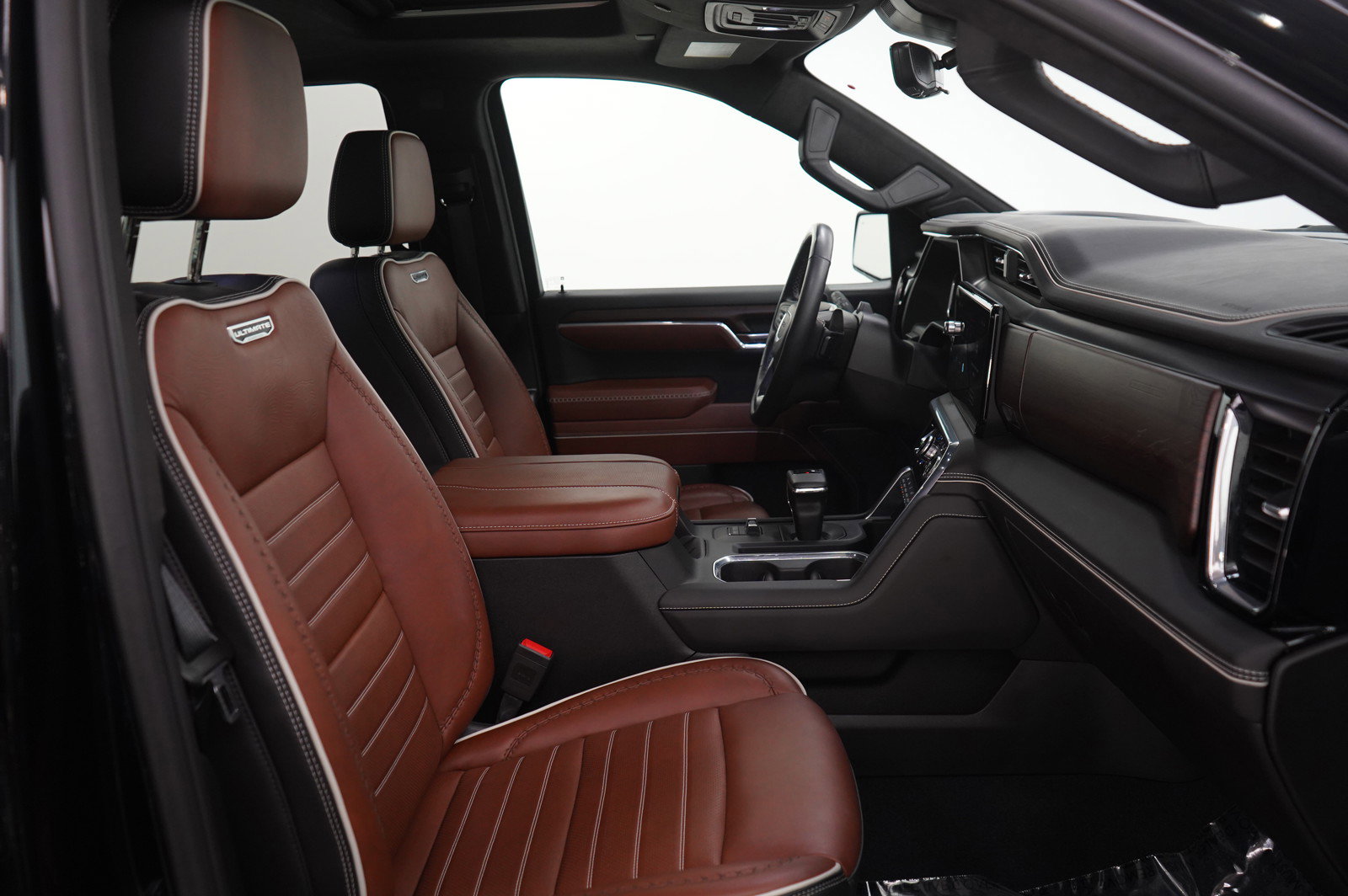 Used 2024 GMC Sierra 1500 Denali Ultimate image 12