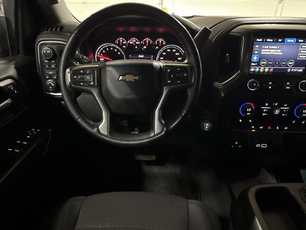 Used 2020 Chevrolet Silverado 1500 LT w/ All-Star Edition AWD/4WD image 11