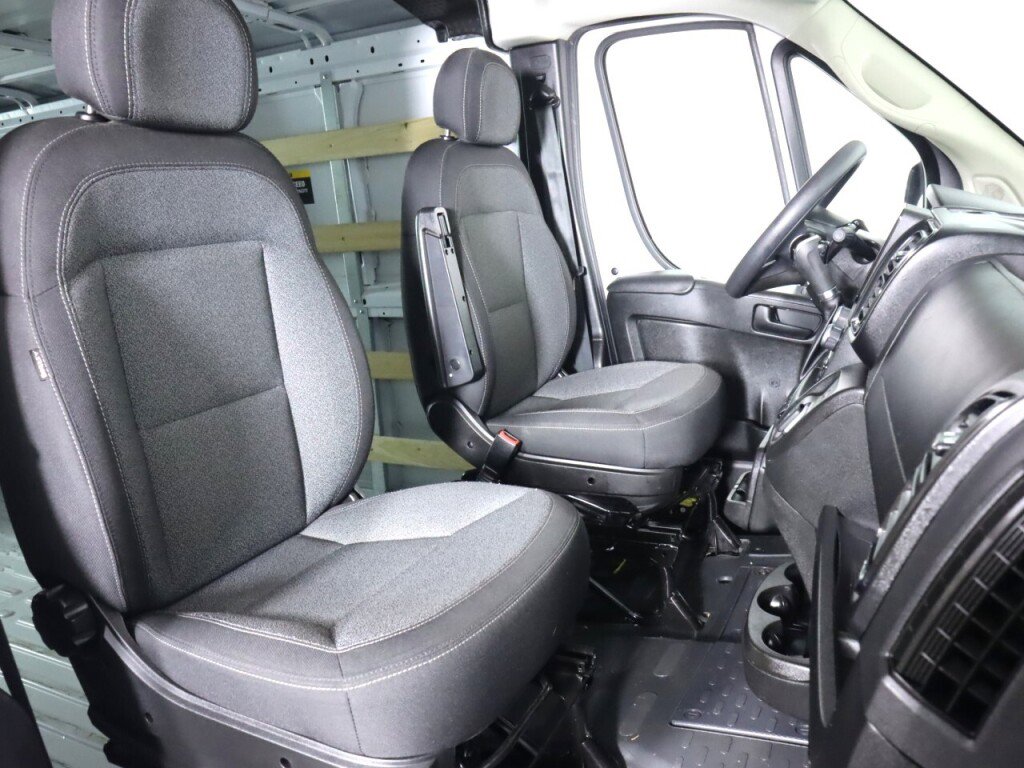 Used 2023 RAM ProMaster 2500 image 37