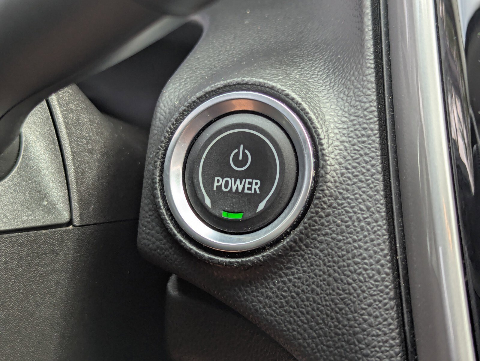 Used 2022 Chevrolet Bolt EUV LT w/ Convenience Package FWD image 28