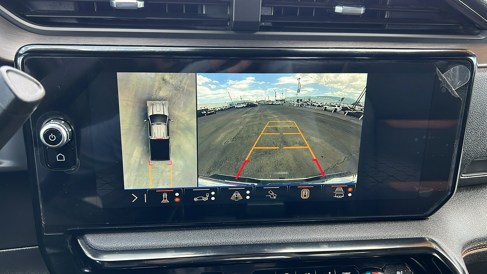 Certified 2025 GMC Sierra 2500 AT4 AWD/4WD image 26