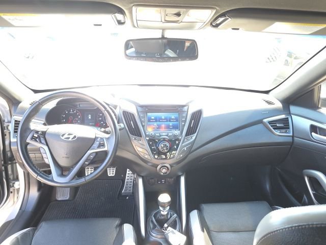 Used 2016 Hyundai Veloster Turbo image 24