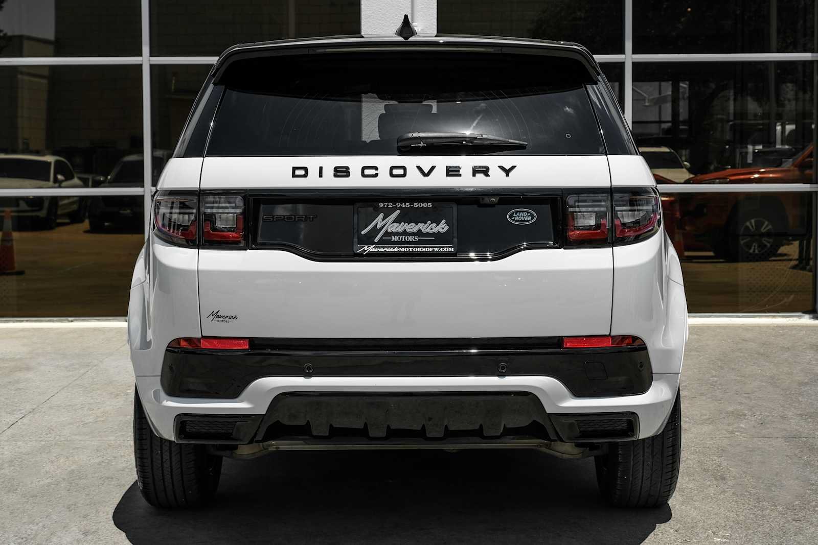 Used 2022 Land Rover Discovery Sport S R-Dynamic AWD/4WD image 10