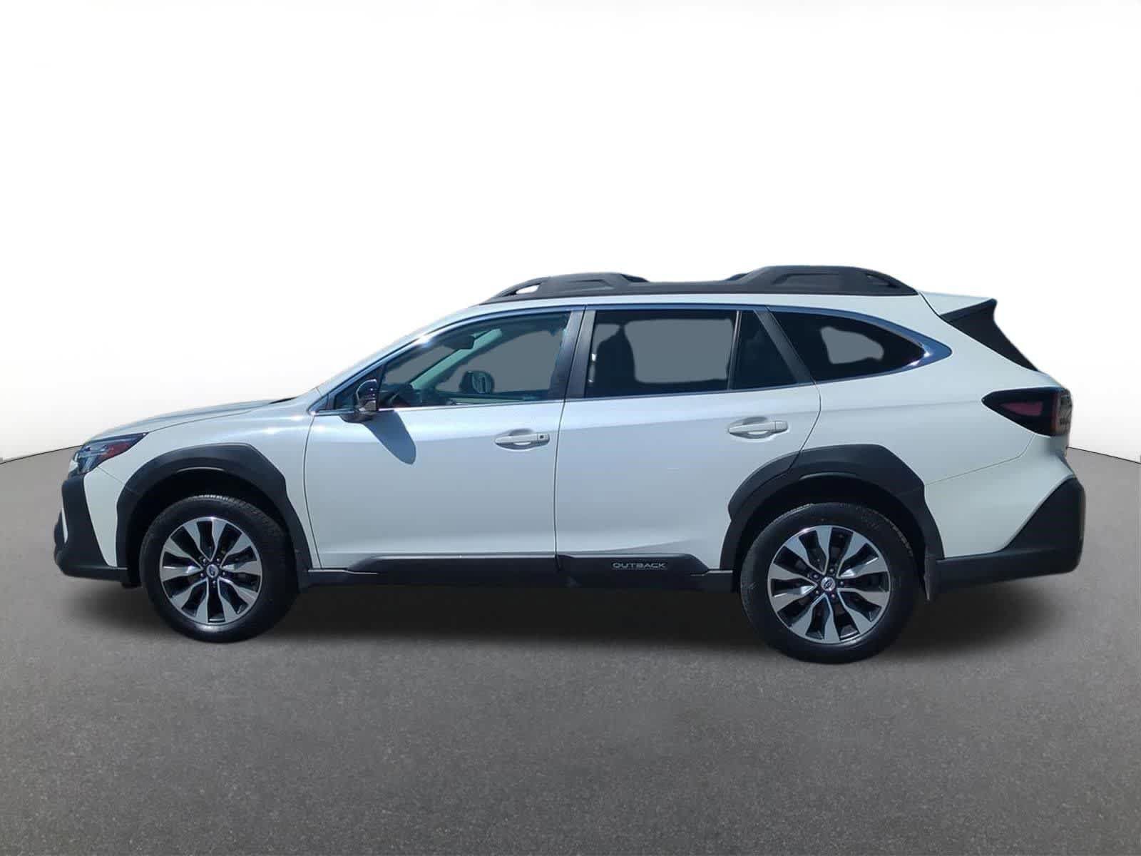 Used 2023 Subaru Outback Limited AWD/4WD image 3
