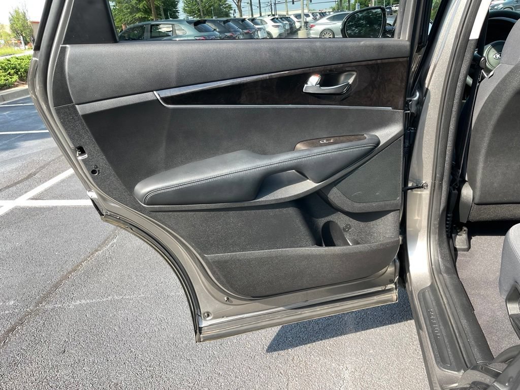 Used 2018 Kia Sorento L FWD image 37