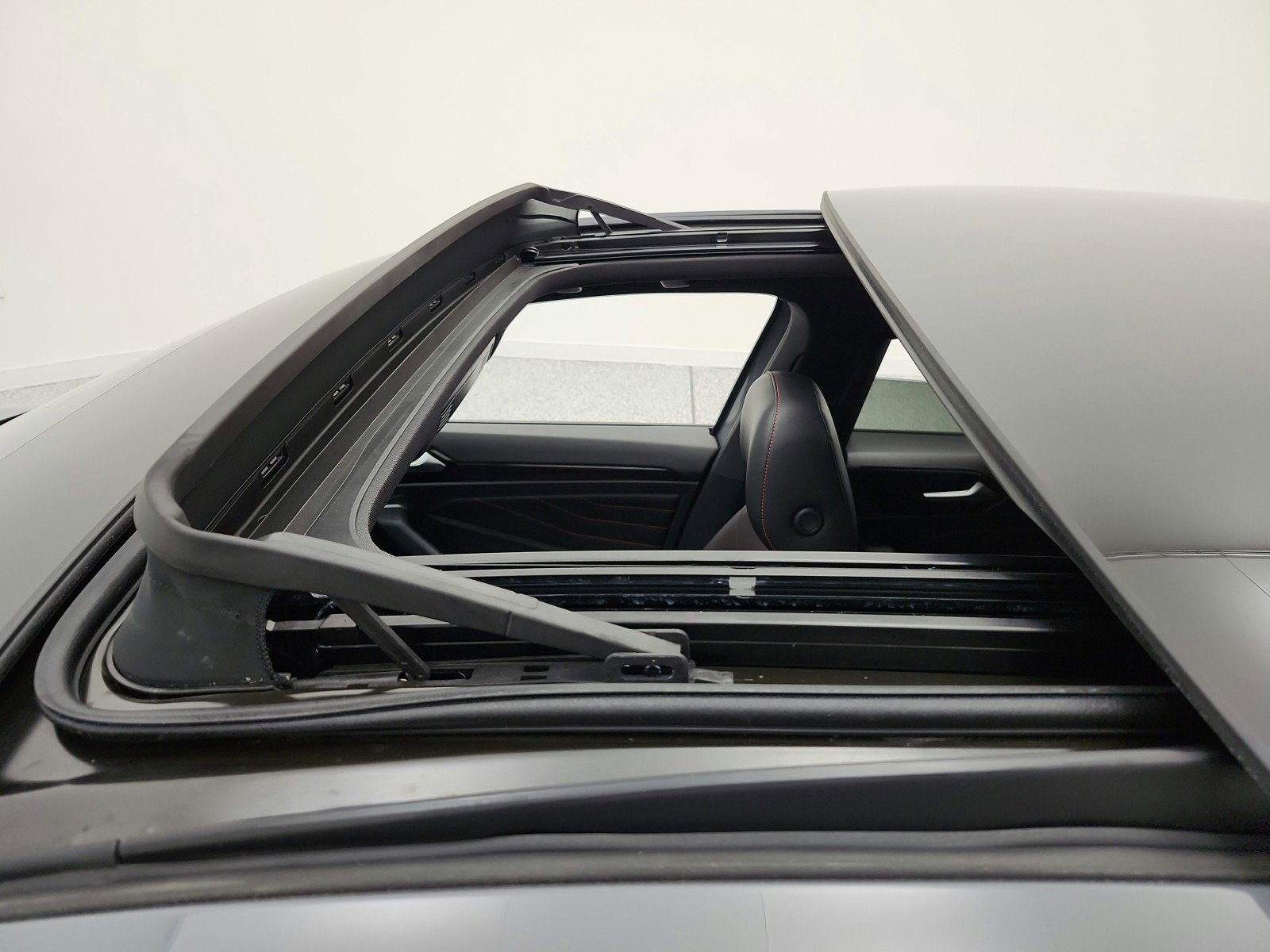 Used 2023 Volkswagen Jetta GLI Autobahn image 11