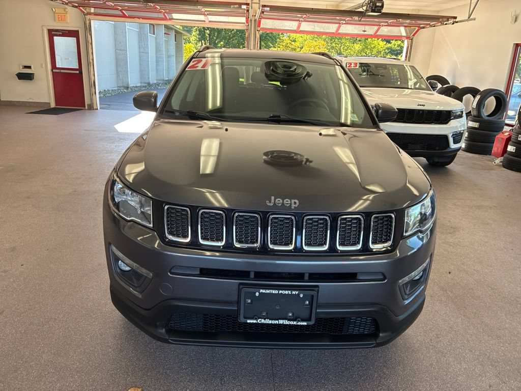 Used 2021 Jeep Compass Latitude AWD/4WD image 2