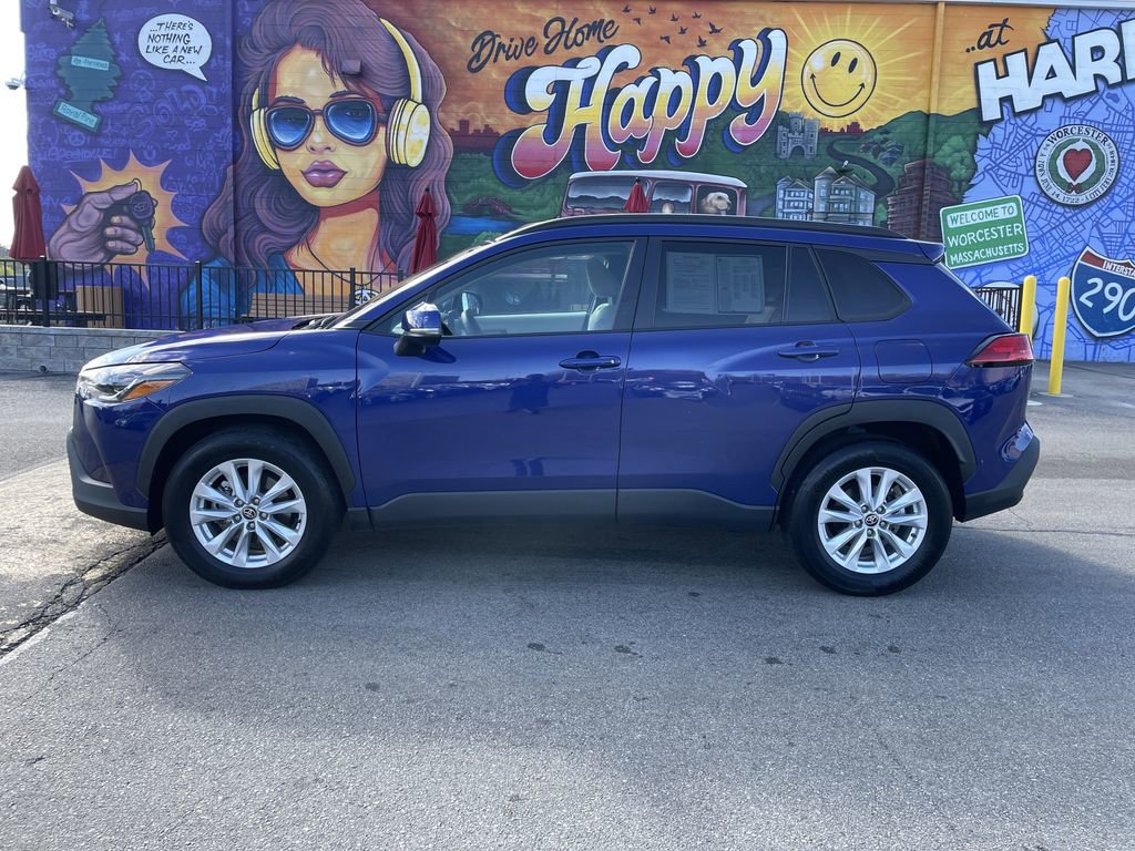 Used 2023 Toyota Corolla Cross LE w/ Moonroof Package AWD/4WD image 2