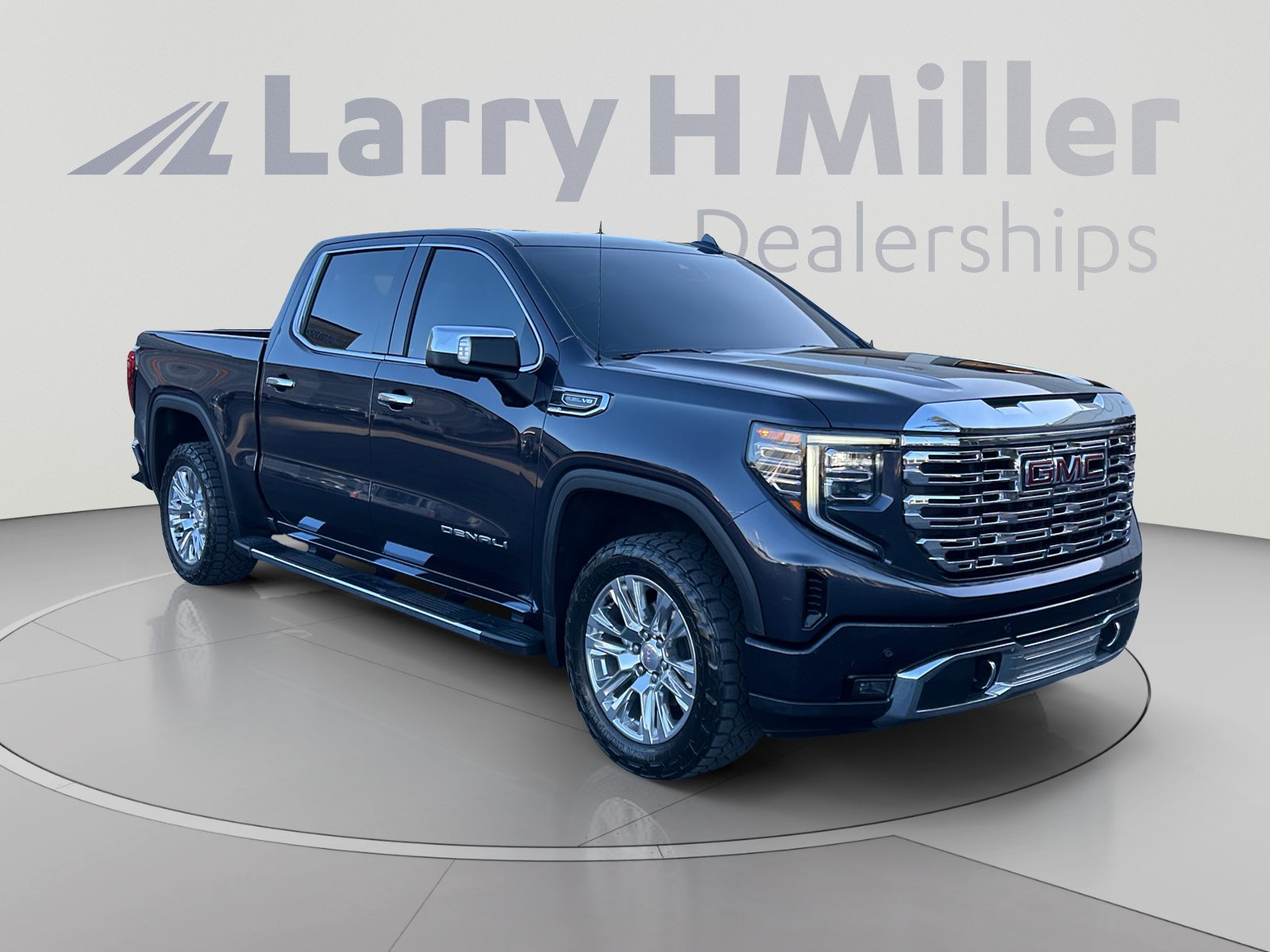 Used 2022 GMC Sierra 1500 Denali AWD/4WD image 7