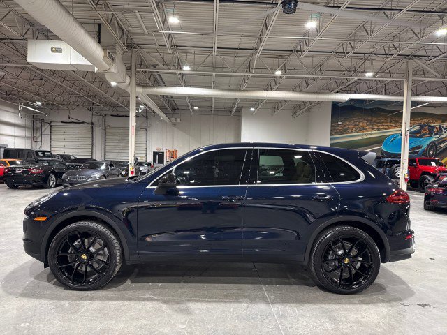 Used 2016 Porsche Cayenne image 36