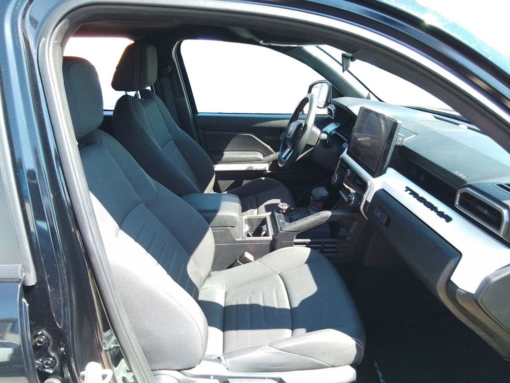 Used 2024 Toyota Tacoma TRD Off-Road image 15