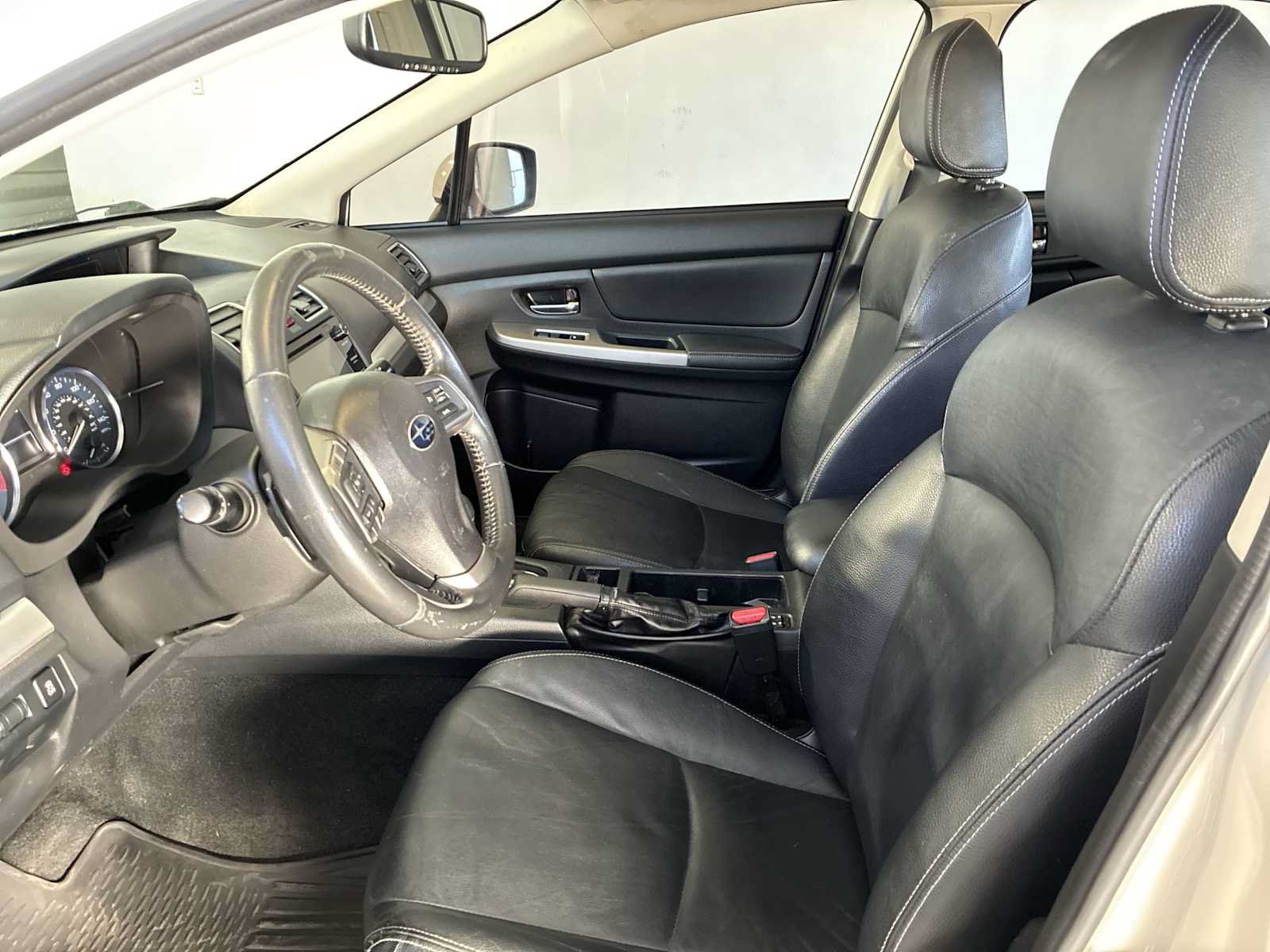 Used 2015 Subaru Impreza 2.0i Limited w/ Popular Package #2 AWD/4WD image 13