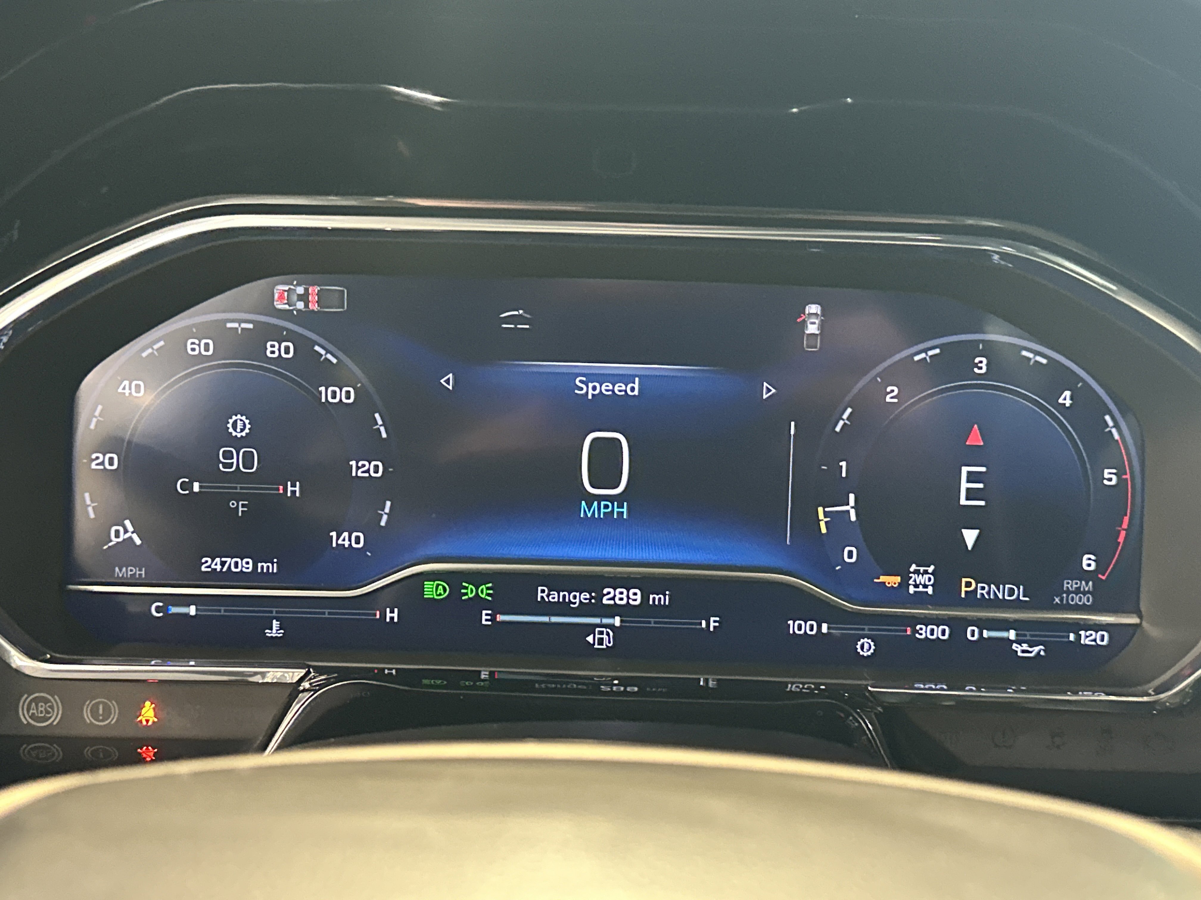 Used 2025 Chevrolet Silverado 2500 ZR2 w/ Technology Package image 38