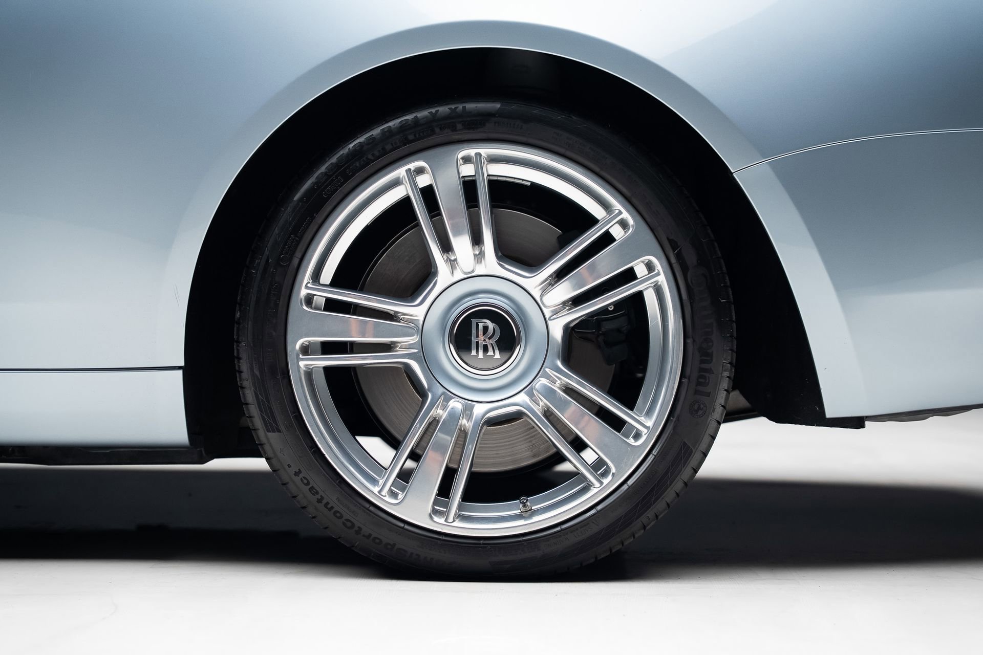 Used 2019 Rolls-Royce Wraith image 23