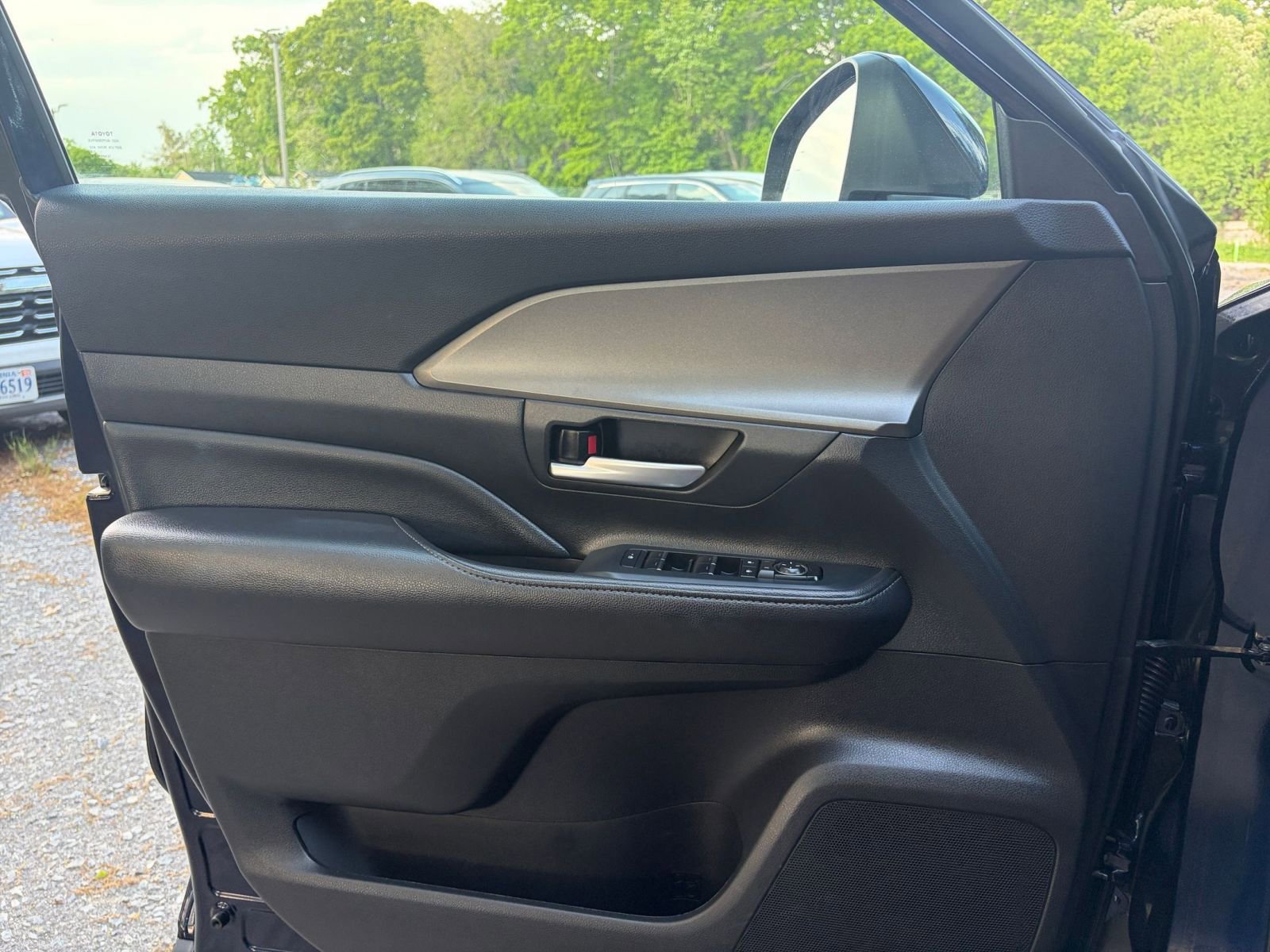 Used 2025 Toyota Grand Highlander FWD image 18