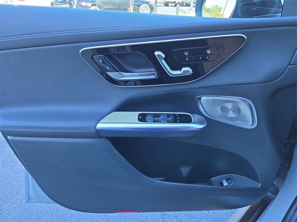 New 2026 Mercedes-Benz GLC 300 image 19