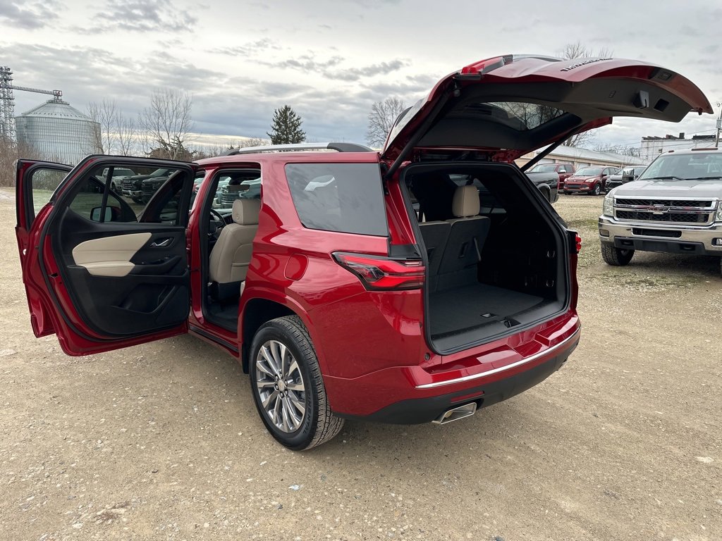 Certified 2023 Chevrolet Traverse Premier image 33