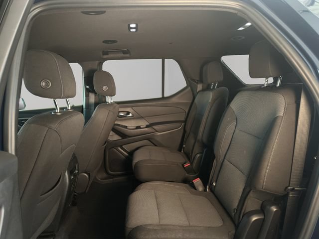 Used 2023 Chevrolet Traverse LT AWD/4WD image 16