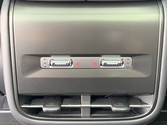 New 2025 Lincoln Nautilus Reserve image 19