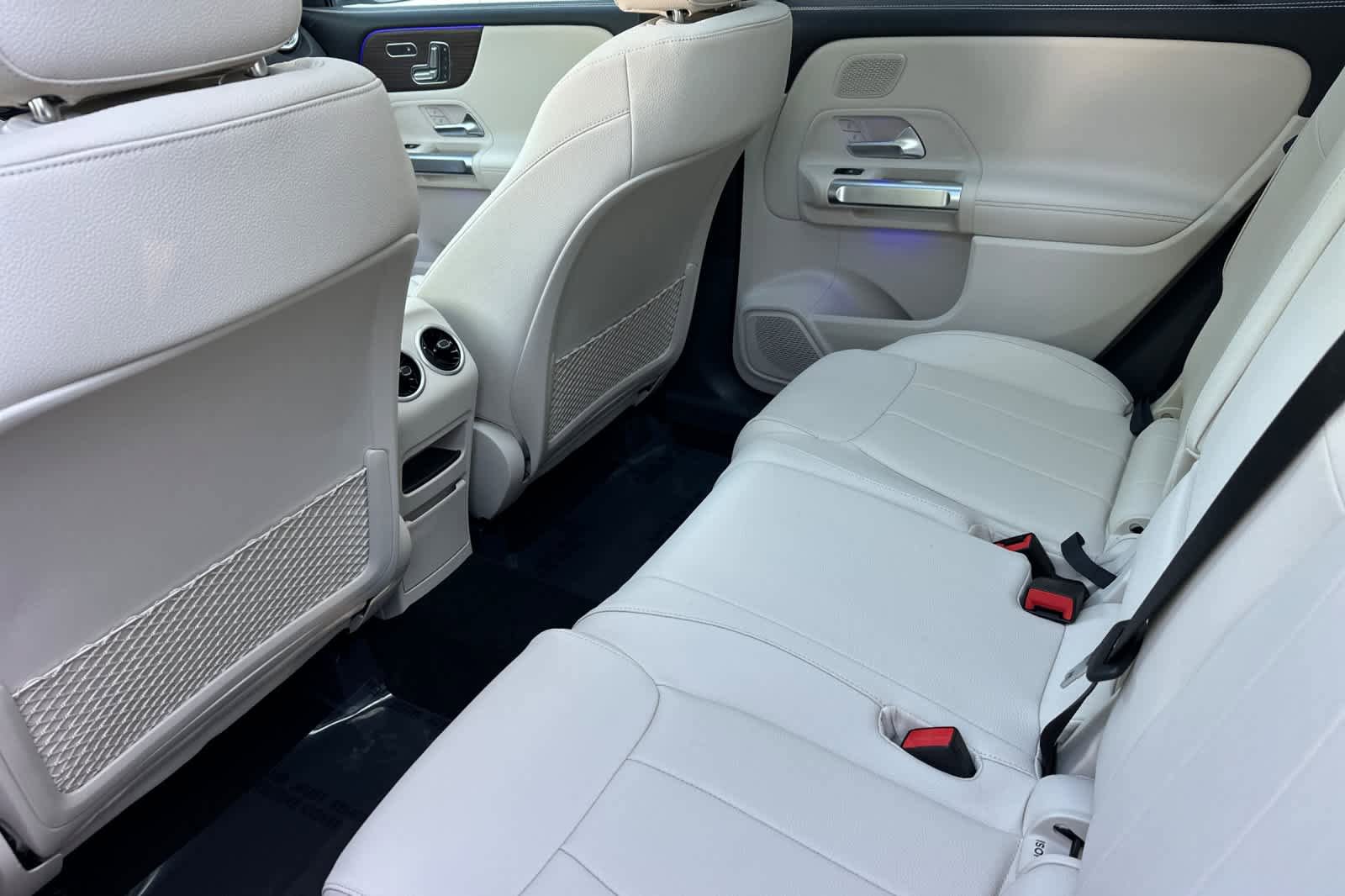 New 2026 Mercedes-Benz GLB 250 image 11