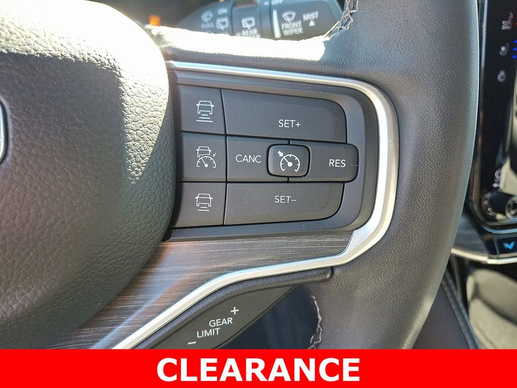 Used 2023 Jeep Wagoneer L Series II image 21