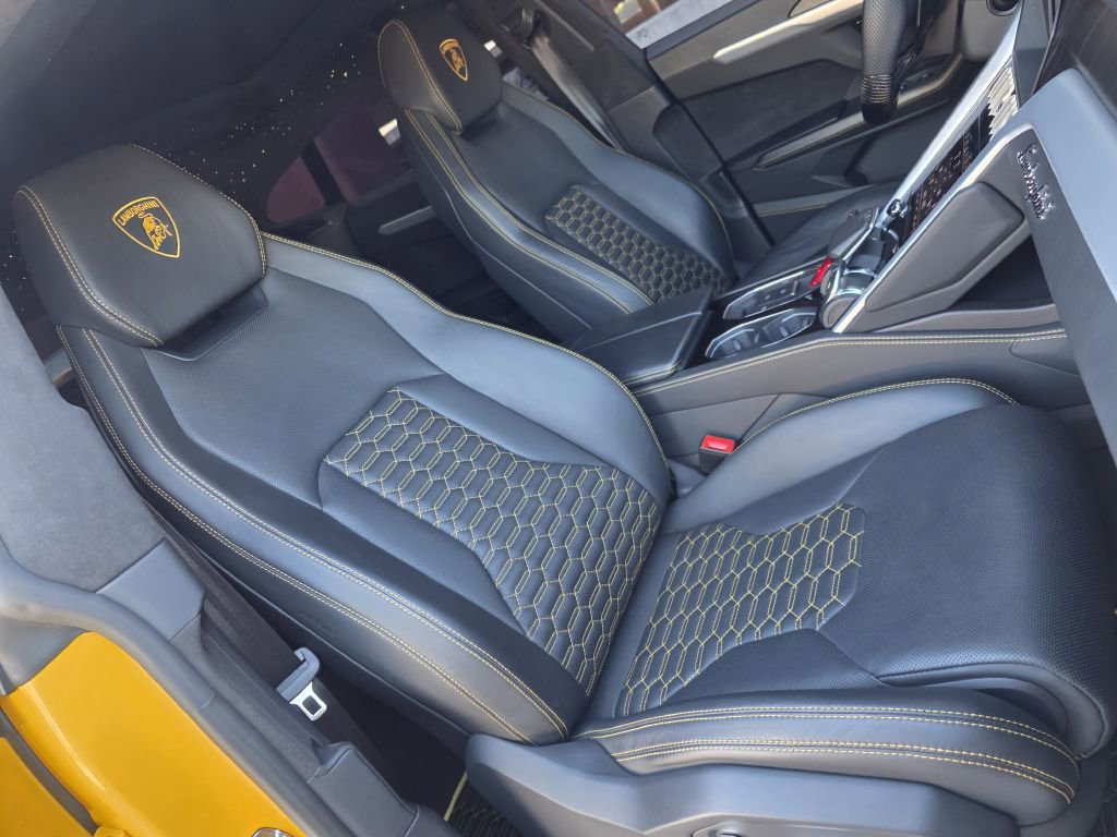 Used 2019 Lamborghini Urus image 25