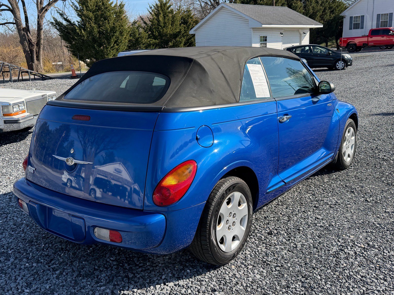Used 2005 Chrysler PT Cruiser Convertible FWD image 4