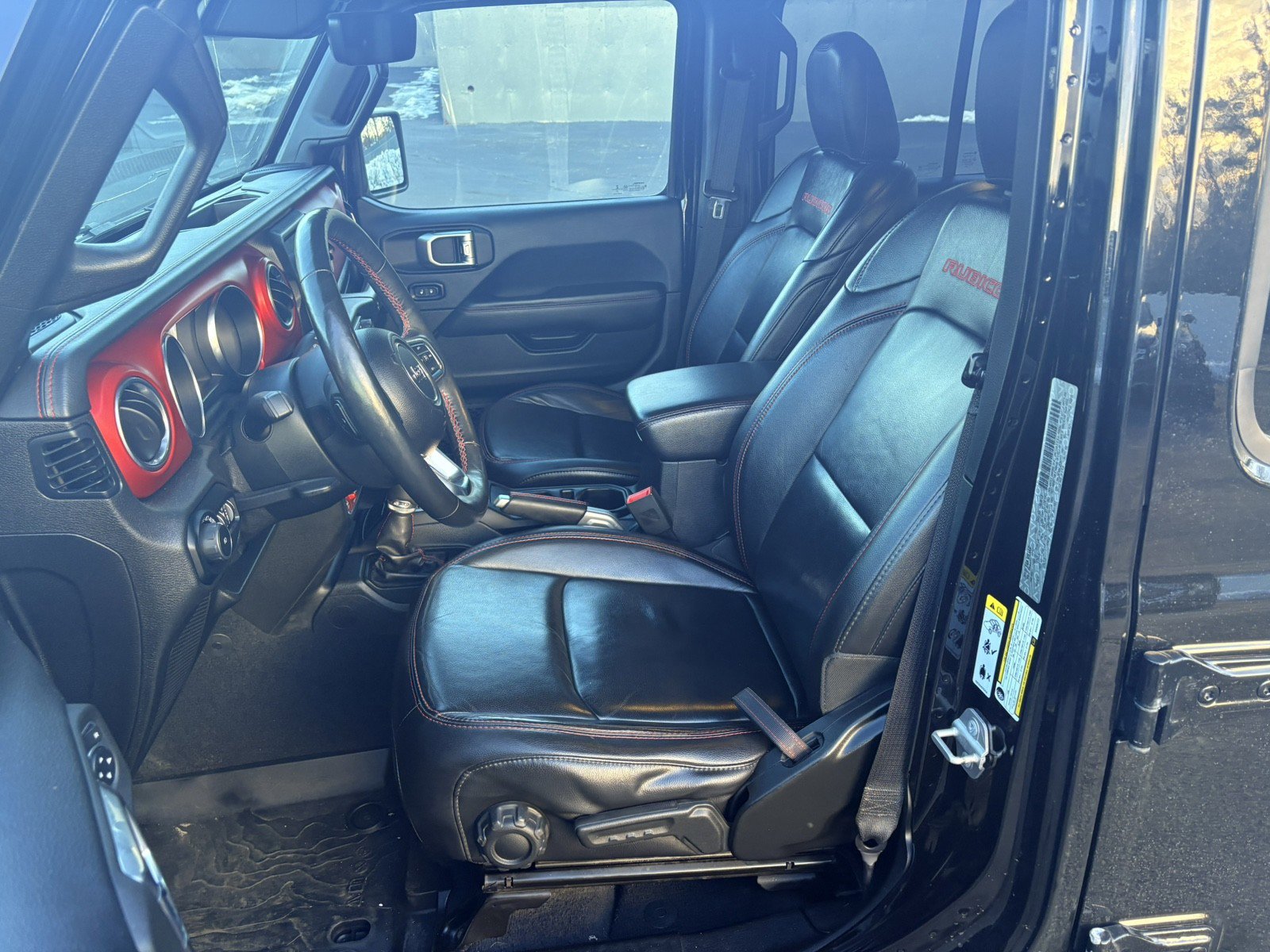 Used 2019 Jeep Wrangler Unlimited Rubicon image 16