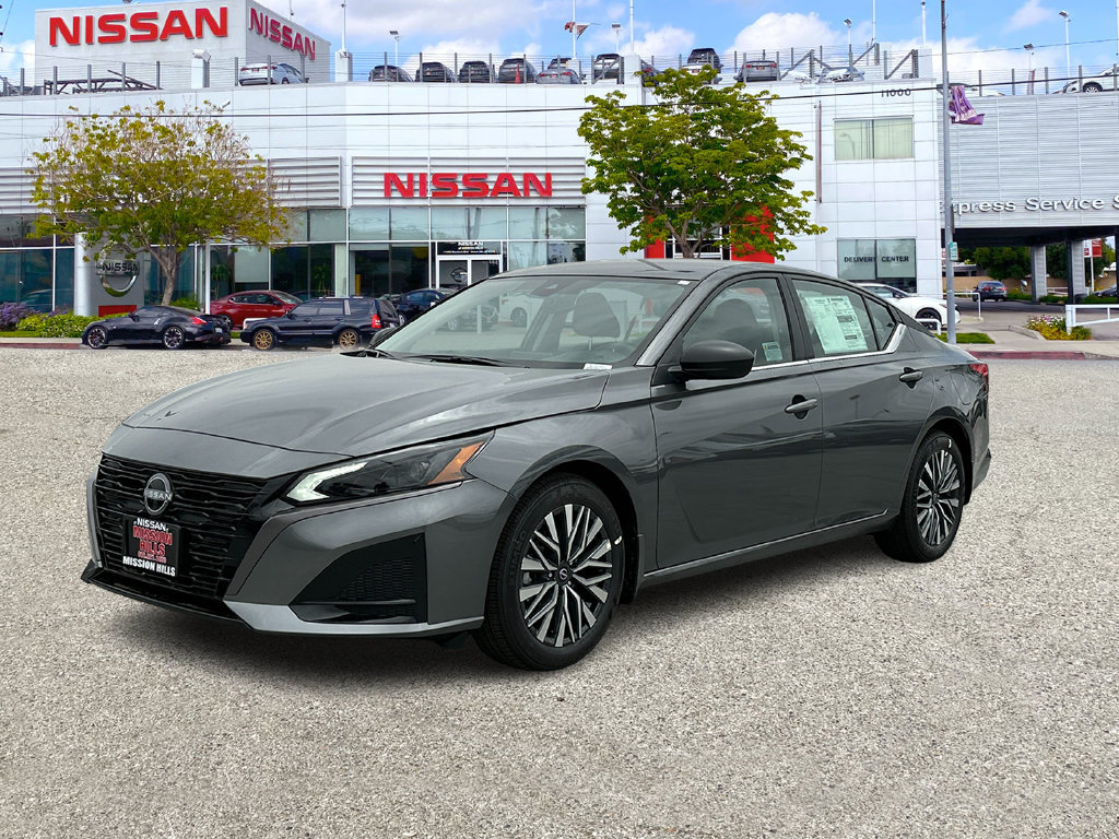 New 2026 Nissan Altima 2.5 SV FWD image 1