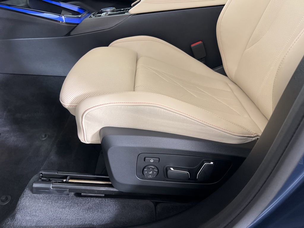 Used 2026 BMW X3 xDrive30 w/ Premium Package image 18