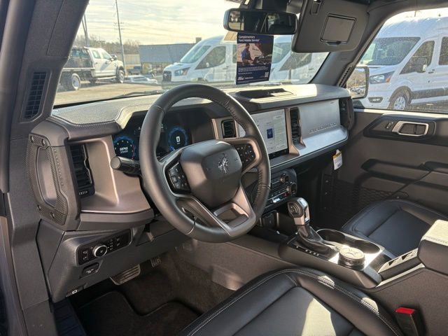 New 2025 Ford Bronco Outer Banks image 4